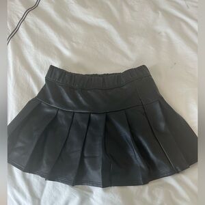 Girls faux leather skirt